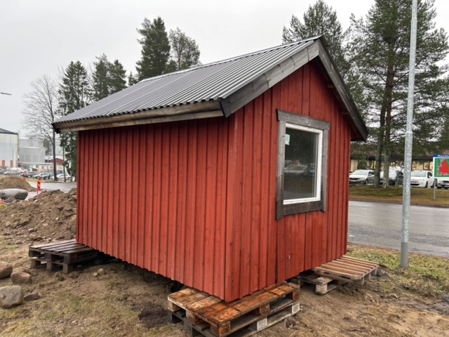 992772-1 Storage shed