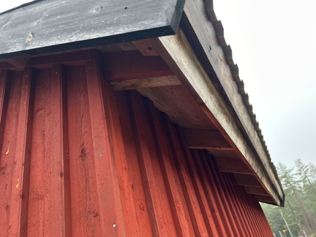 992772-5 Storage shed
