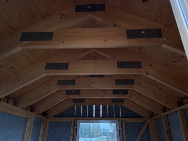 992772-10 Storage shed