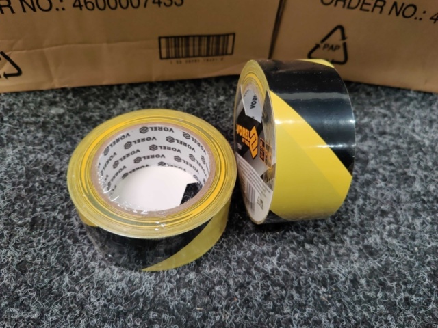 1441039-4 48 st Rullar Golvmarkeringstejp 48mm x 33m