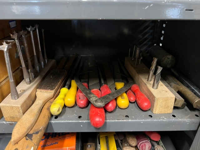 1426801-3 Warehouse shelf with contents