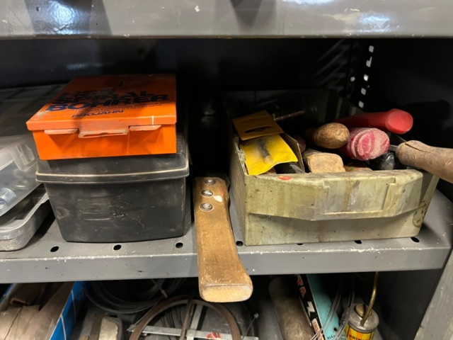 1426801-6 Warehouse shelf with contents