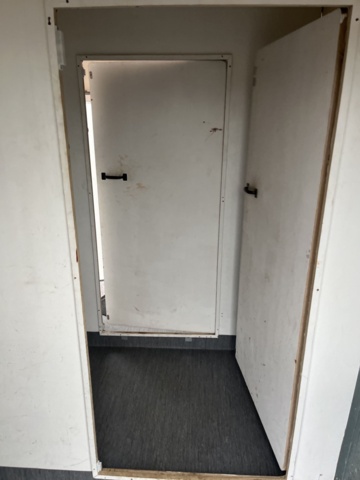 1351379-24 Trailer converted for asbestos transport - Star Industrier 200-1300 -2003