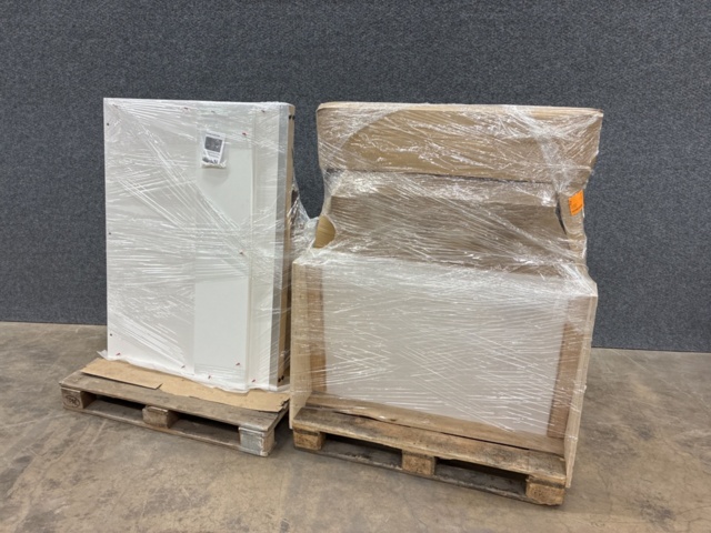 1461704-1 2 st Receptionsdiskar 1 sits, vita