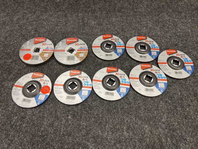 1461715-1 Sortiment med kap/slipskivor, Makita