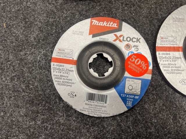 1461715-2 Sortiment med kap/slipskivor, Makita