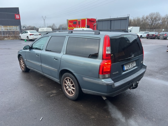 1351372-3 Volvo V70 2.4 Manuell, 140hk, -2002