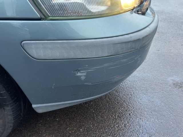 1351372-14 Volvo V70 2.4 Manuell, 140hk, -2002