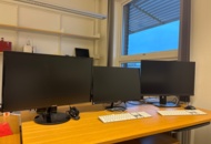 1442248 Dataskärmar 3st och 2st tangentbord