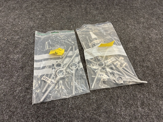 1461742-1 Thread cutters/Thread holders