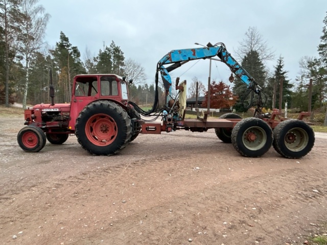 1407998-11 Tractor with forestry trailer & HIAB crane - BM Volvo Boxer 350 -1963