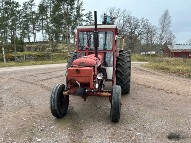 1407998-2 Tractor with forestry trailer & HIAB crane - BM Volvo Boxer 350 -1963