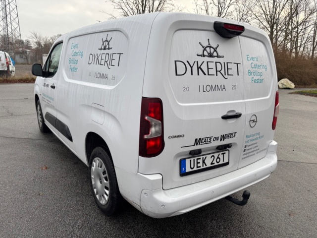 918919-3 Opel Combo Van L2 1.5 BlueHDi 130 EAT, 131hp, 2025