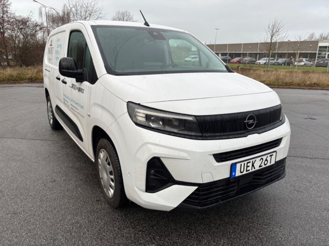 918919-7 Opel Combo Van L2 1.5 BlueHDi 130 EAT, 131hp, 2025