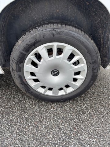 918919-18 Opel Combo Van L2 1.5 BlueHDi 130 EAT, 131hp, 2025