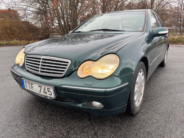 918922-1 Mercedes-Benz C 320 Automatic, 218hp, 2000