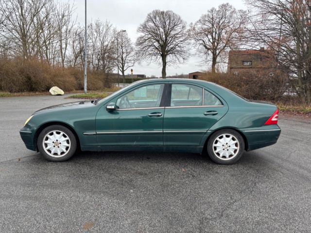 918922-2 Mercedes-Benz C 320 Automatic, 218hp, 2000