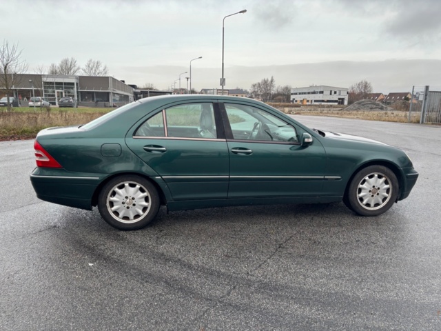 918922-6 Mercedes-Benz C 320 Automatic, 218hp, 2000