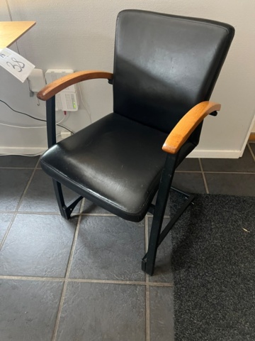 1426838-8 Office furniture - Desks, chairs, shelves, etc.