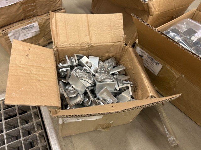 1435559-5 Installationsfästen för solcellspaneler Novotegra