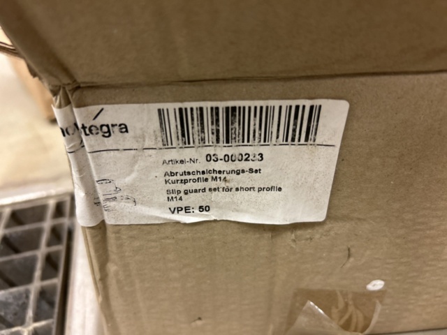 1435559-6 Installationsfästen för solcellspaneler Novotegra