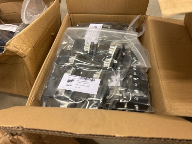 1435559-7 Installationsfästen för solcellspaneler Novotegra