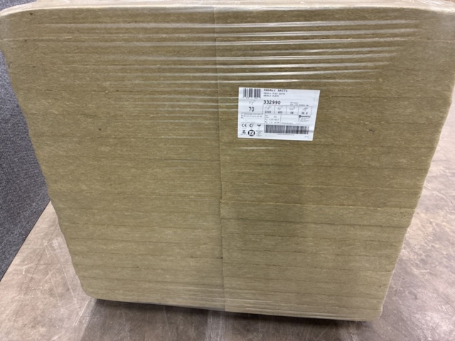 1461987-3 Facade boards RedAir Batts Rockwool 70x1000x600 mm (approx. 38.4 sq m)