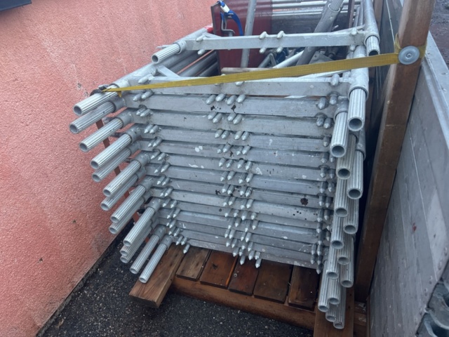 1431539-7 Byggställningsdelar - Plettac