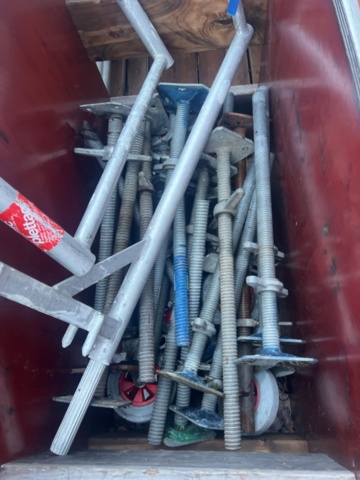 1431539-13 Byggställningsdelar - Plettac