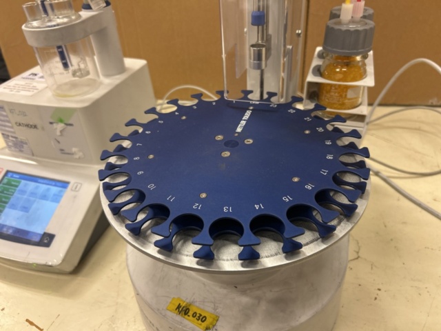 1435560-5 Titrator Mettler Toledo Compact C30S med autosampler InMotion KF Pro Oven