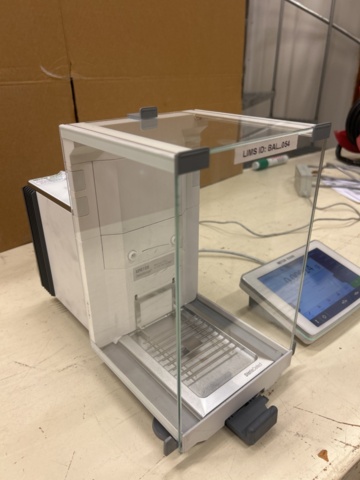 1435561-3 Analytisk laboratorievåg - Mettler Toledo XPR105DR