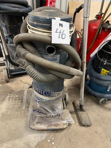 1426846-1 Dammsugare