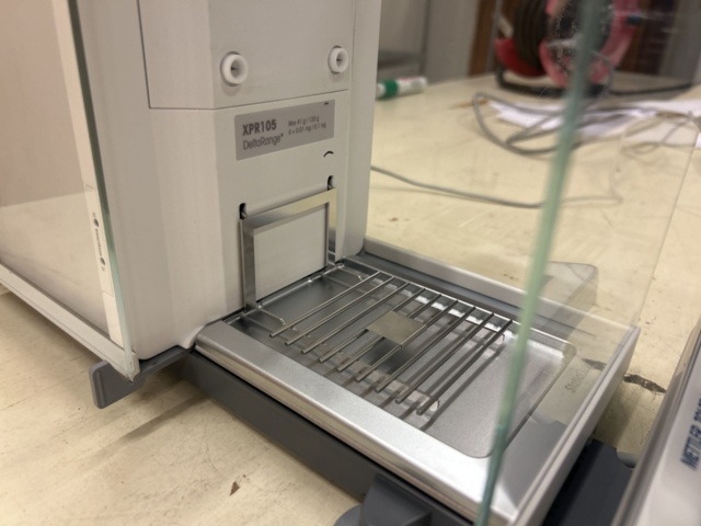1435562-4 Analytisk laboratorievåg - Mettler Toledo XPR105DR
