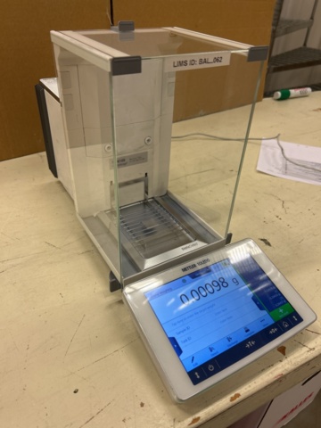 1435563-2 Analytisk laboratorievåg - Mettler Toledo XPR105DR