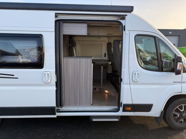 1460235-10 Hobby Vantana K 65 ET ONTOUR EDITION Long bed 2022