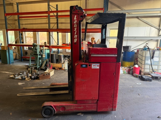 1460236-1 Skjutstativstruck - Lansing Frer 9