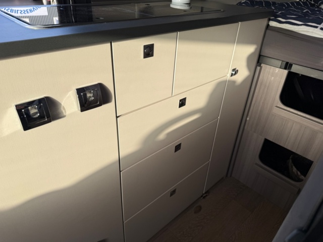 1460235-24 Hobby Vantana K 65 ET ONTOUR EDITION Long bed 2022