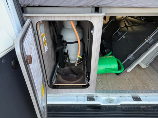 1460235-43 Hobby Vantana K 65 ET ONTOUR EDITION Long bed 2022