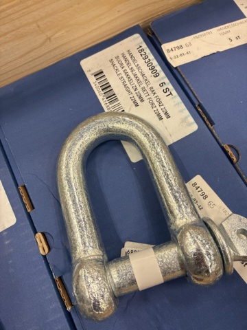 1462109-5 Shackles & carabiners, Gigant