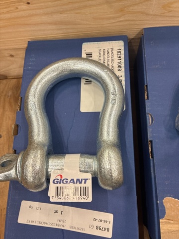 1462109-8 Shackles & carabiners, Gigant