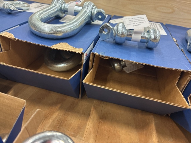 1462109-15 Shackles & carabiners, Gigant