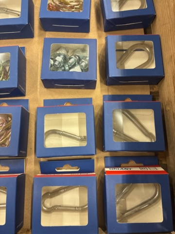 1462110-2 Ring pins, locking plates, wire locks, S-hooks, spring pins, etc.