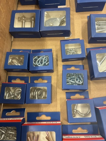 1462110-21 Ring pins, locking plates, wire locks, S-hooks, spring pins, etc.