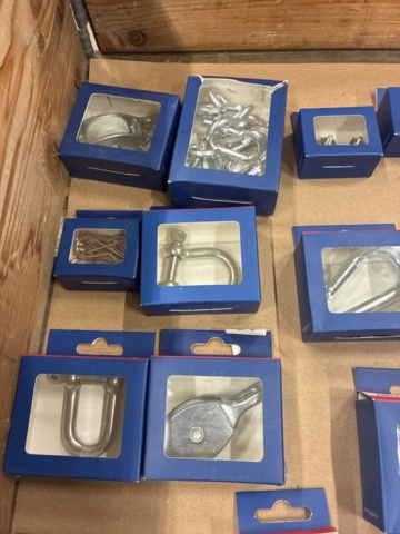 1462110-22 Ring pins, locking plates, wire locks, S-hooks, spring pins, etc.