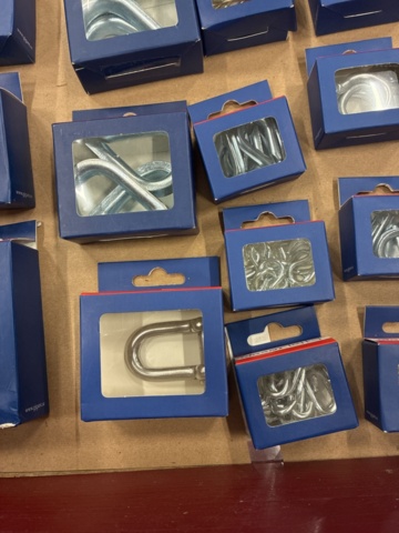 1462111-14 Ring cotter pins, spring pins, rope blocks, shackles etc.