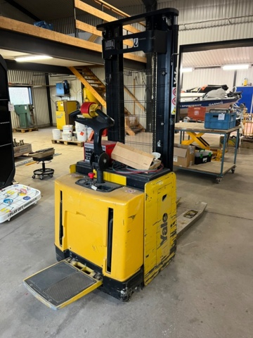 1426851-2 Articulated stacker Yale MS12x-34