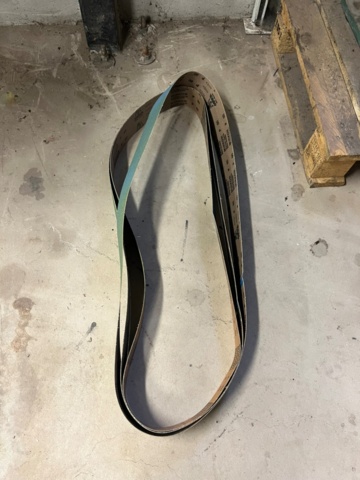 1426852-2 Bandslipmaskin