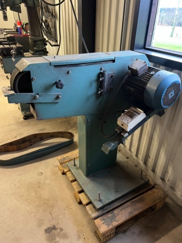 1426852-4 Bandslipmaskin