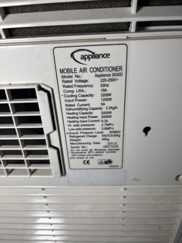 1442264-3 Portable AC, sidewalk speaker and vacuum cleaner