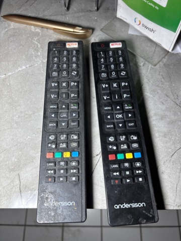 1442266-4 Monitors 3 pcs - Andersson 42"